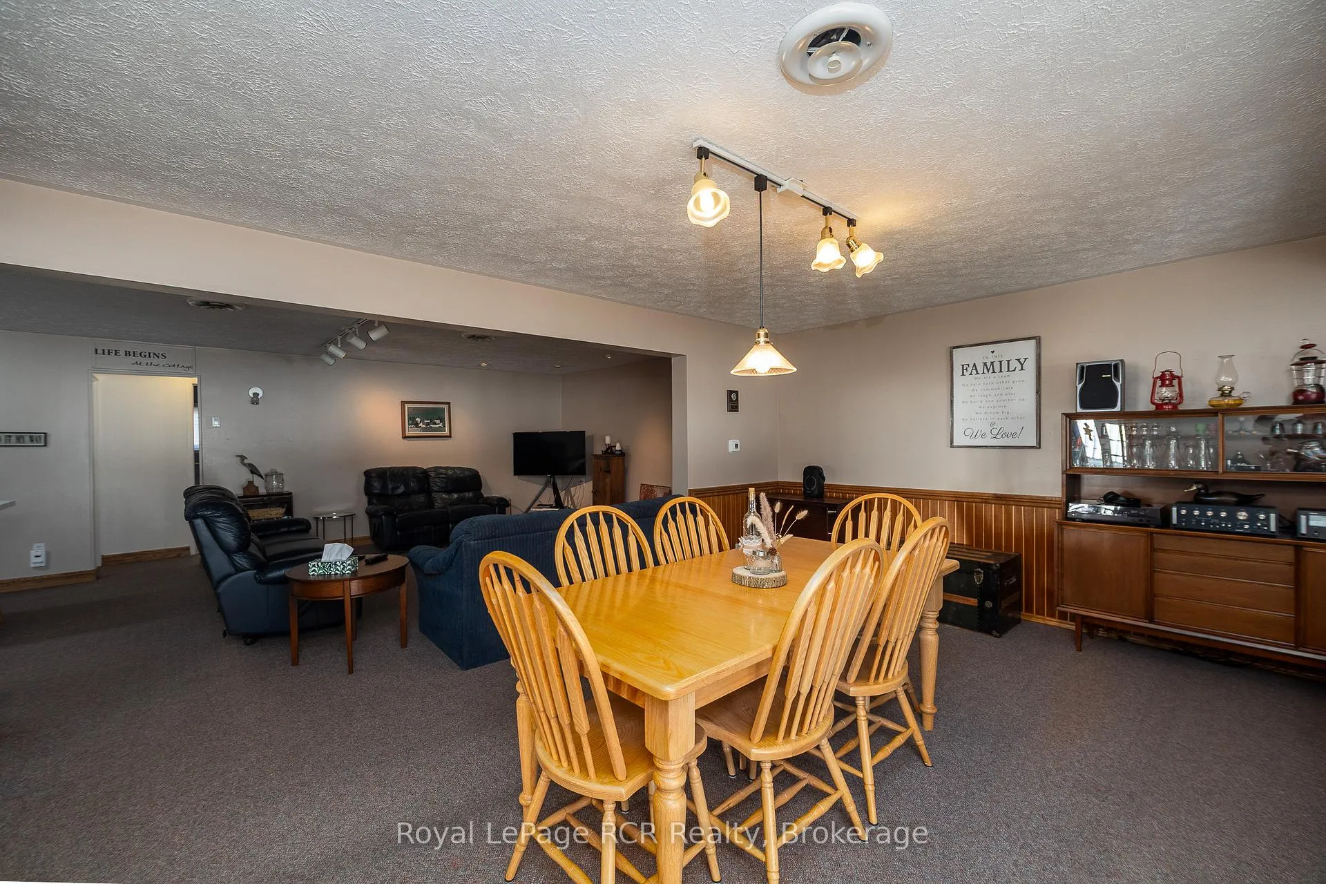 Photo 13 of 132 McCullough Lake Drive, Chatsworth — HOMEH