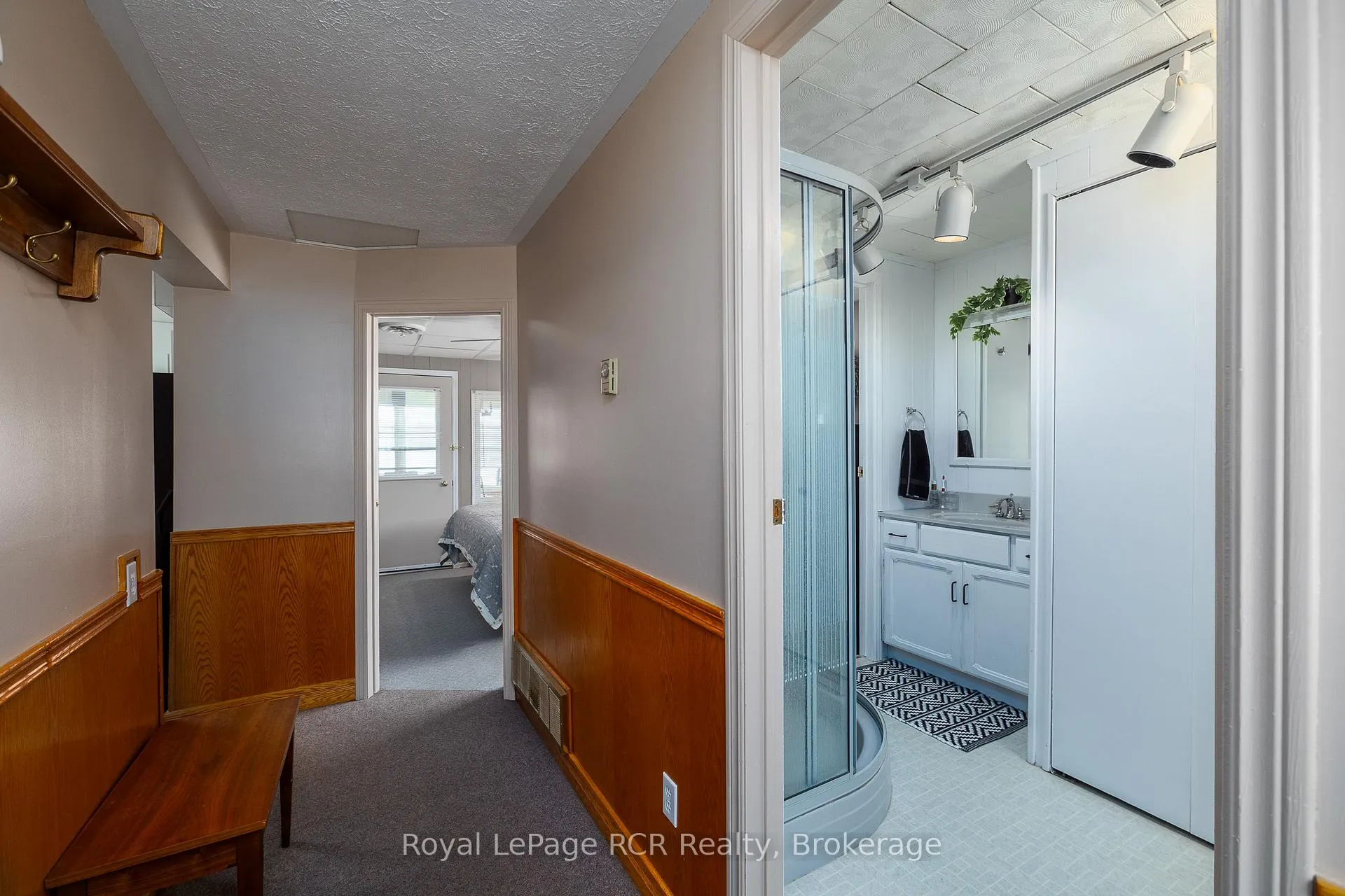 Photo 15 of 132 McCullough Lake Drive, Chatsworth — HOMEH