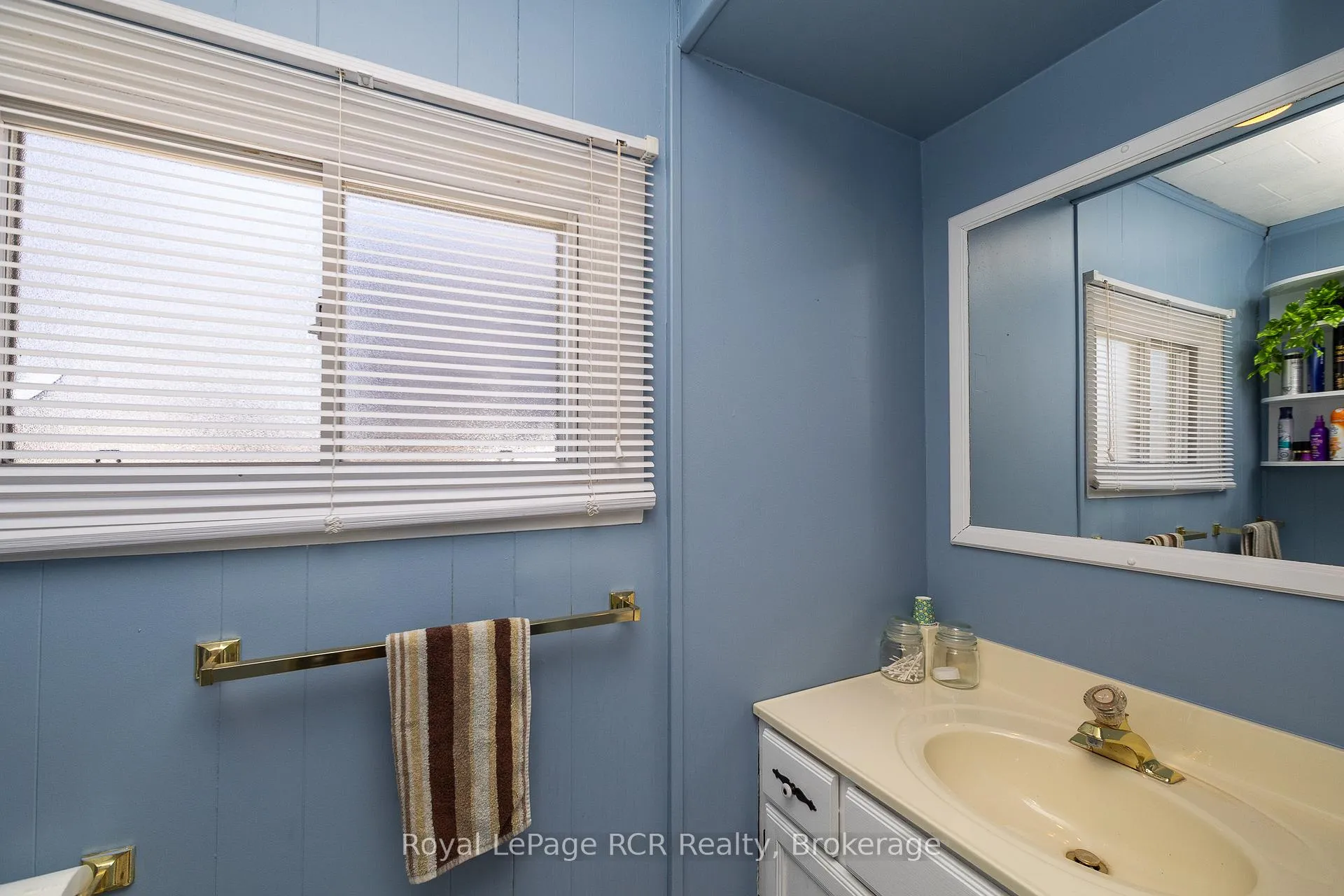 Photo 23 of 132 McCullough Lake Drive, Chatsworth — HOMEH