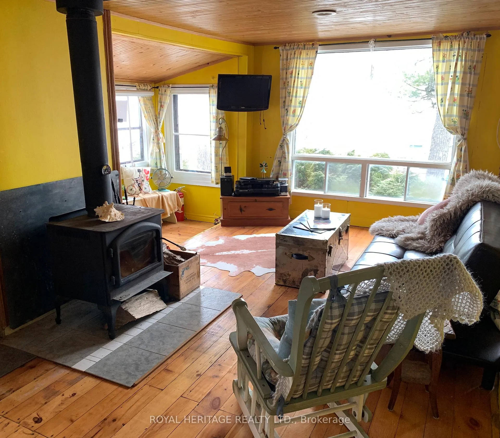 Photo 7 of Unit 125, 8018 Taits Beach Road, Hamilton Township, Rural Hamilton — HOMEH