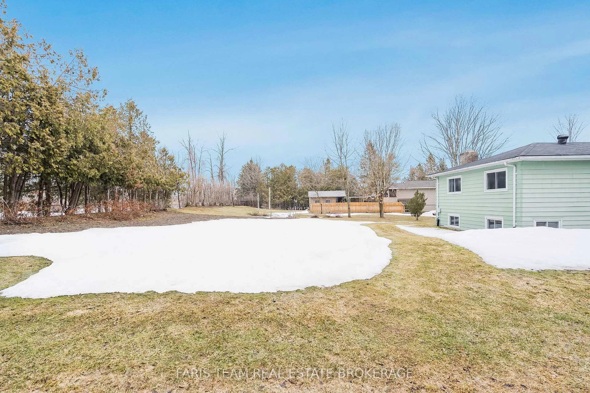 Photo 29 of 10 William Street, Oro-Medonte, Shanty Bay — HOMEH