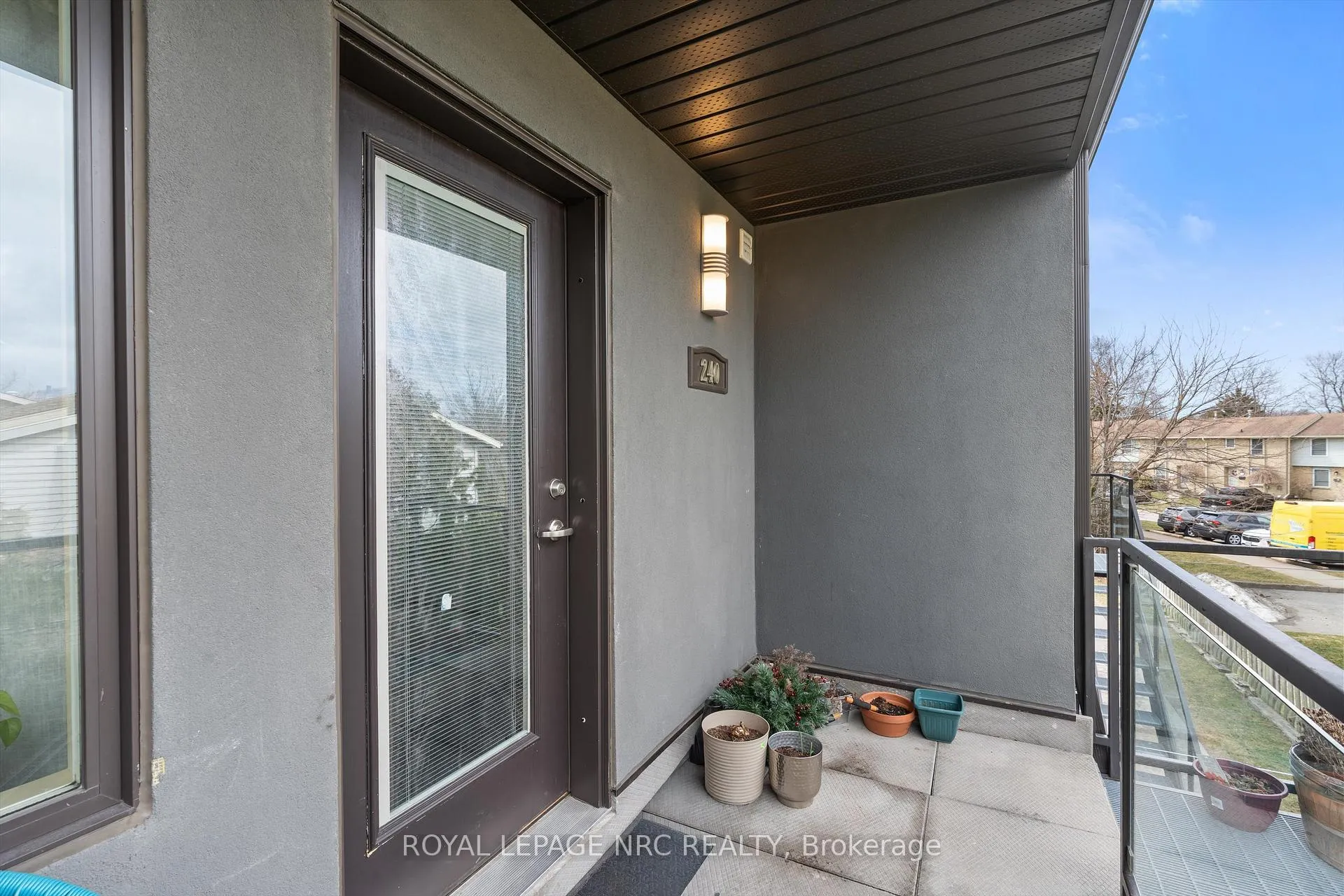 Photo 5 of Unit 240, 411 Lake Street, St. Catharines, Lakeport — HOMEH