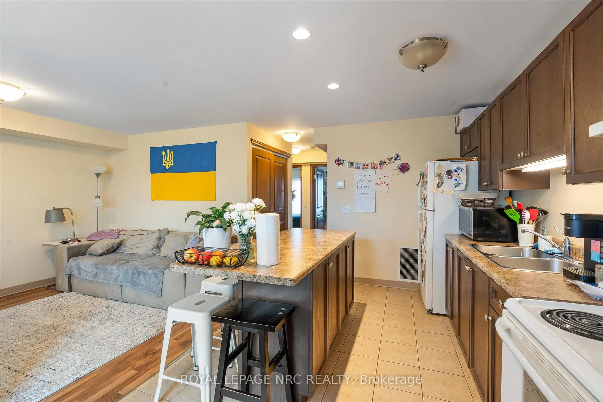 Photo 7 of Unit 240, 411 Lake Street, St. Catharines, Lakeport — HOMEH