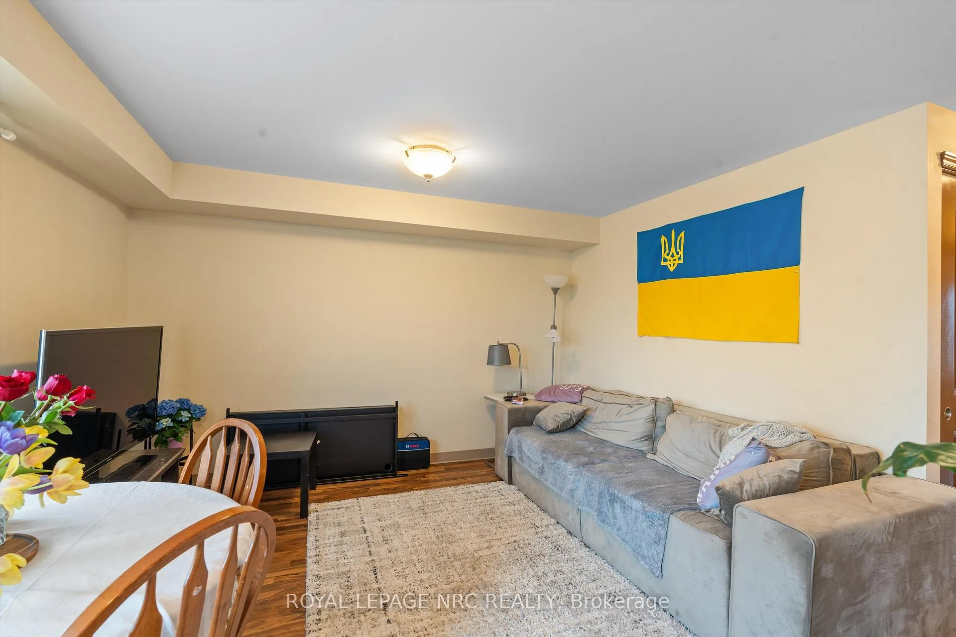 Photo 10 of Unit 240, 411 Lake Street, St. Catharines, Lakeport — HOMEH
