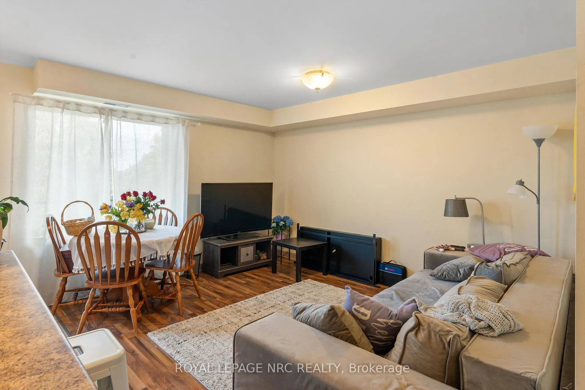 Photo 11 of Unit 240, 411 Lake Street, St. Catharines, Lakeport — HOMEH