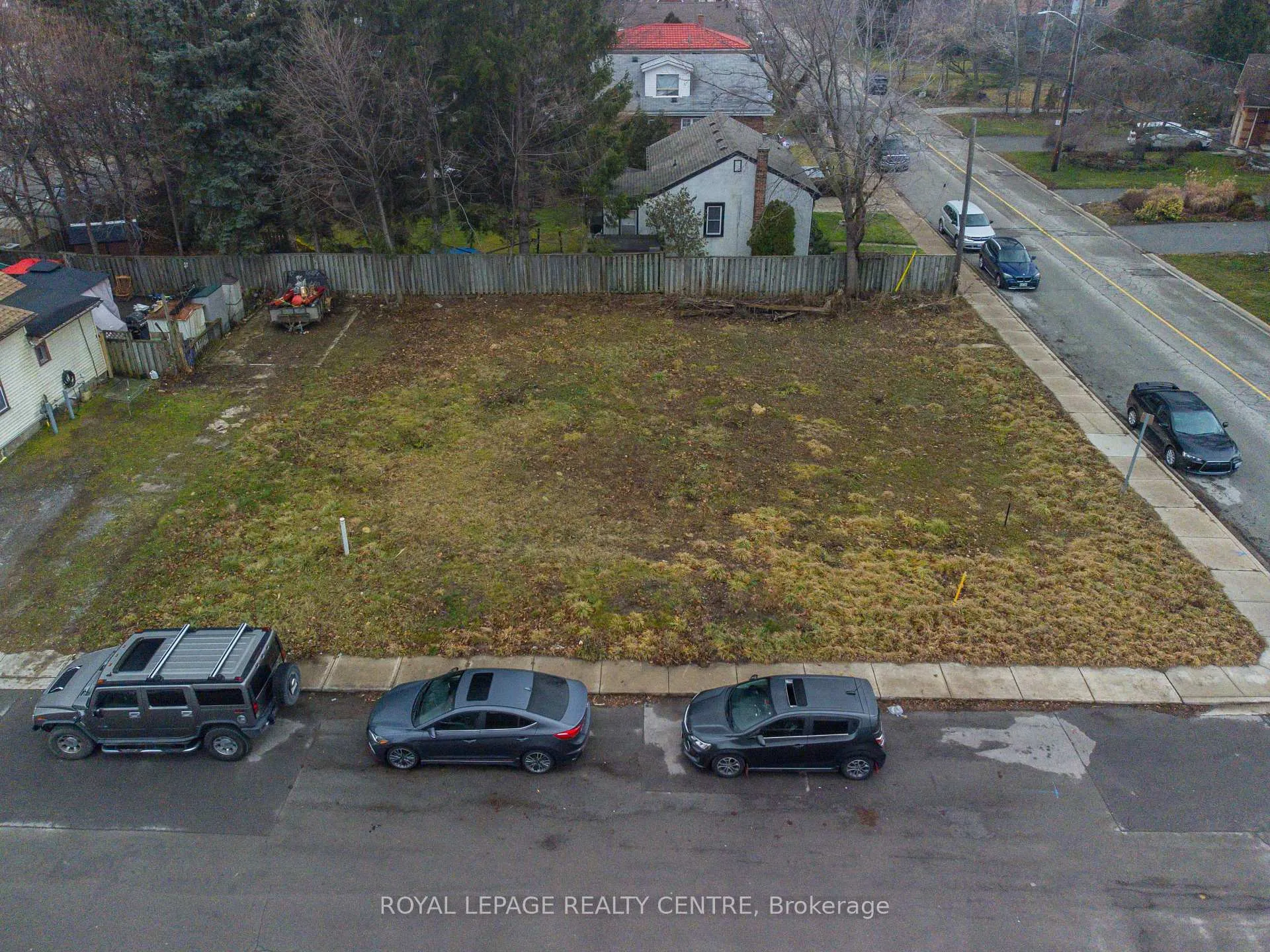 Photo 7 of 4 Thorpe Street, Hamilton, Dundas — HOMEH