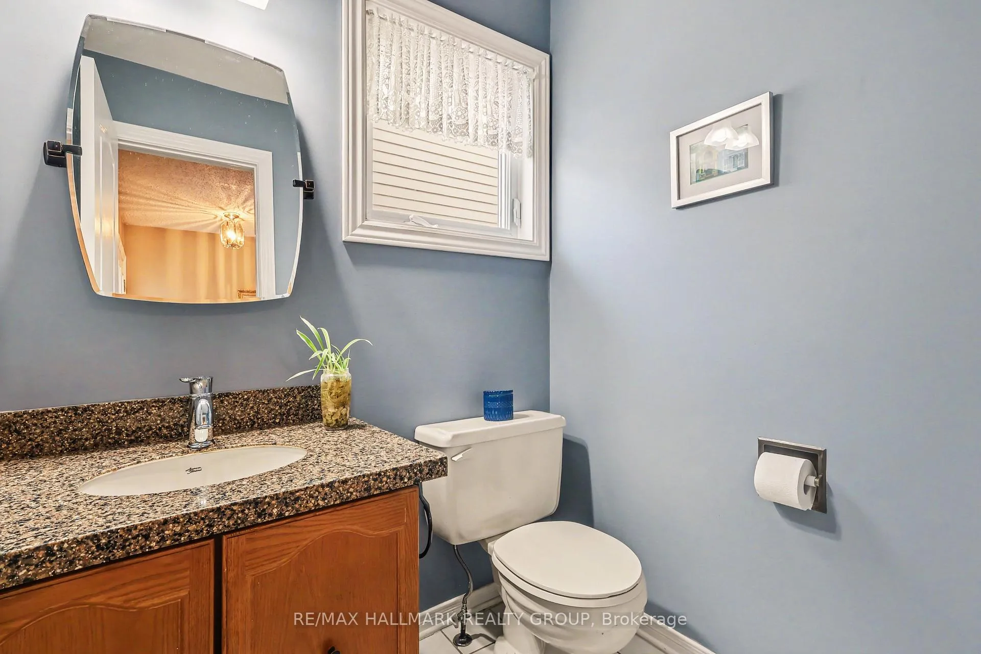 Photo 17 of 1620 Des Grives Crescent, Ottawa, Orleans/Sunridge — HOMEH