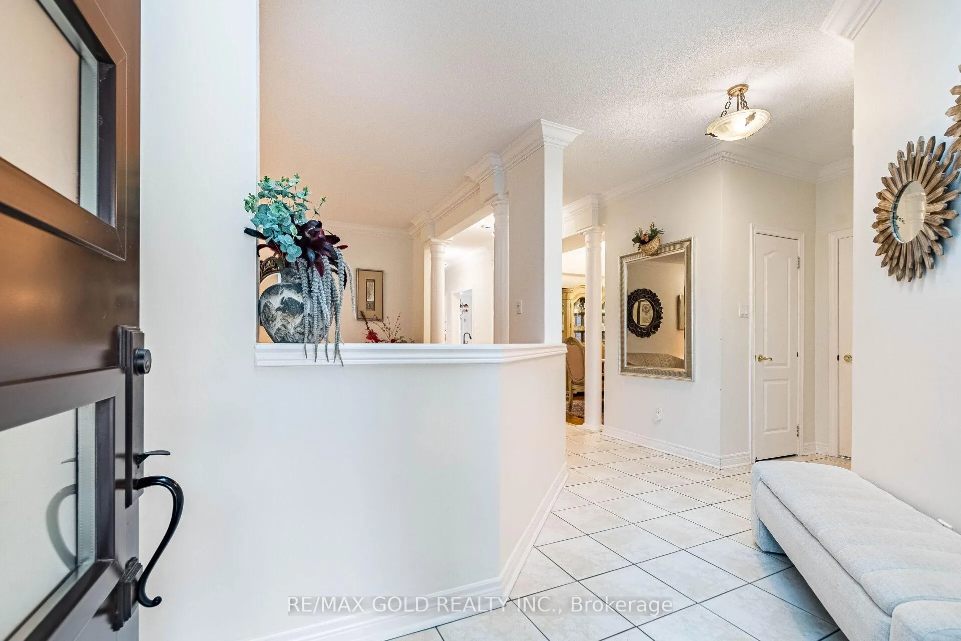 Photo 6 of 36 Ash Court, Brampton, Snelgrove — HOMEH