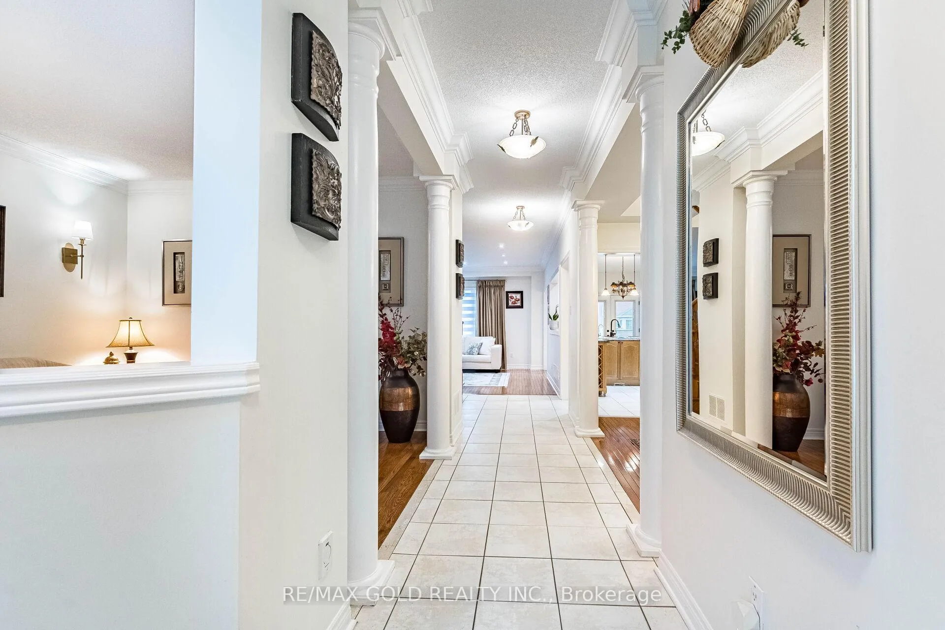 Photo 14 of 36 Ash Court, Brampton, Snelgrove — HOMEH
