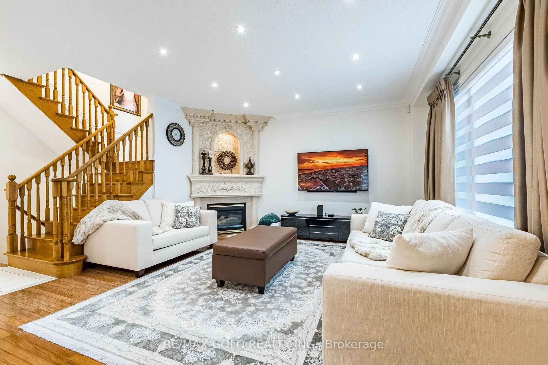 Photo 16 of 36 Ash Court, Brampton, Snelgrove — HOMEH