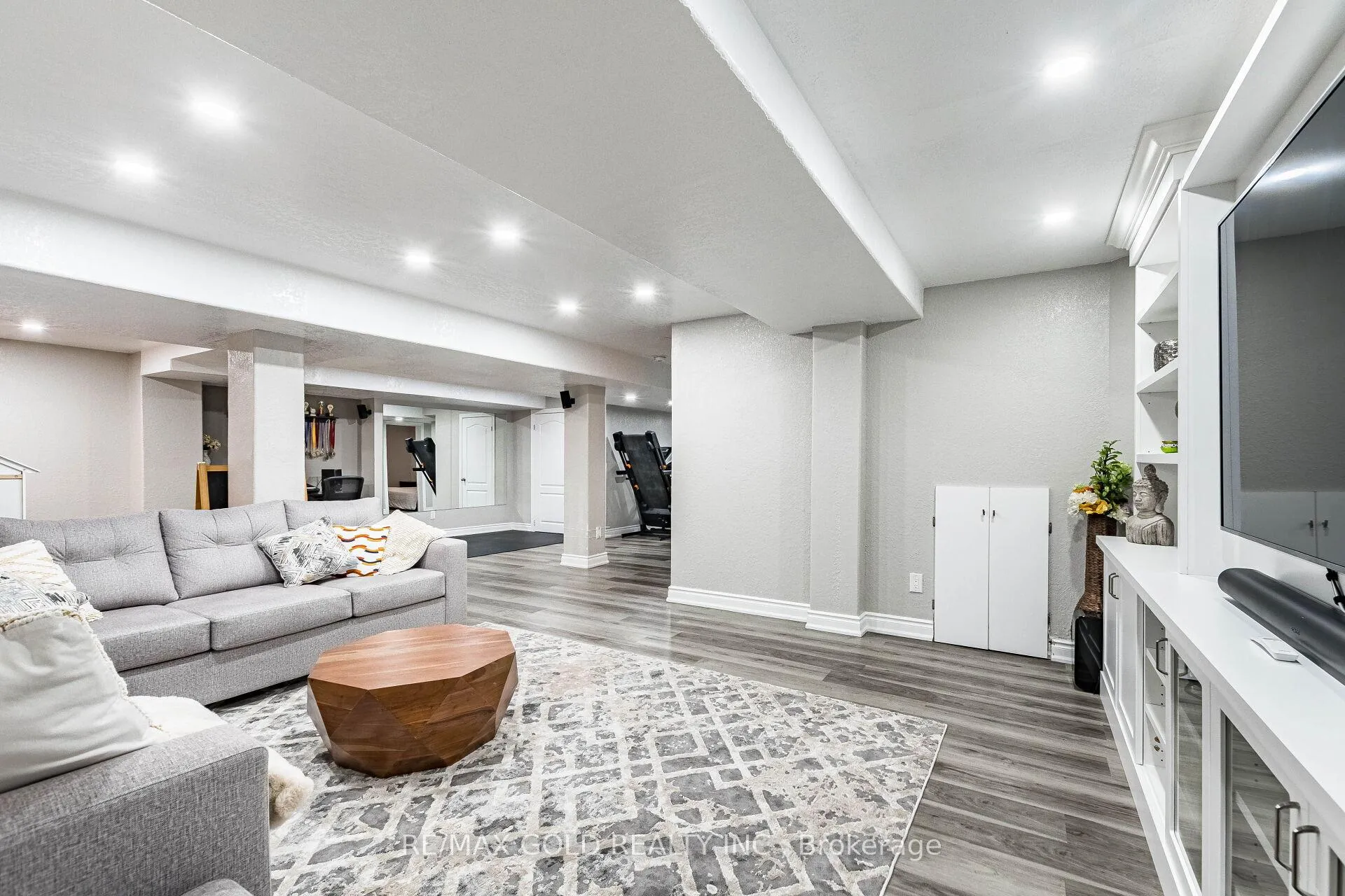 Photo 39 of 36 Ash Court, Brampton, Snelgrove — HOMEH