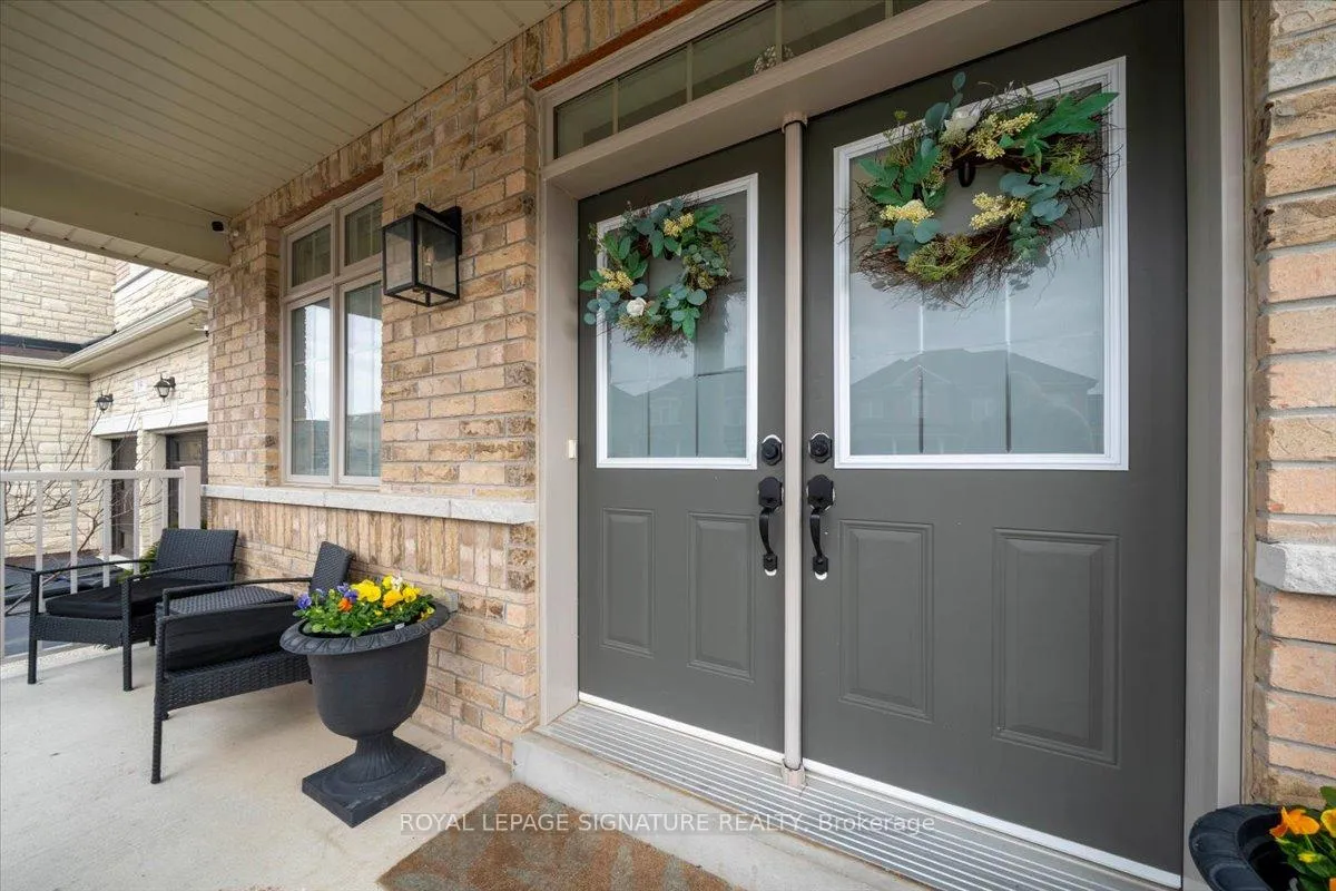 Photo 3 of 23 Mill Stone Terrace, Hamilton, Waterdown — HOMEH