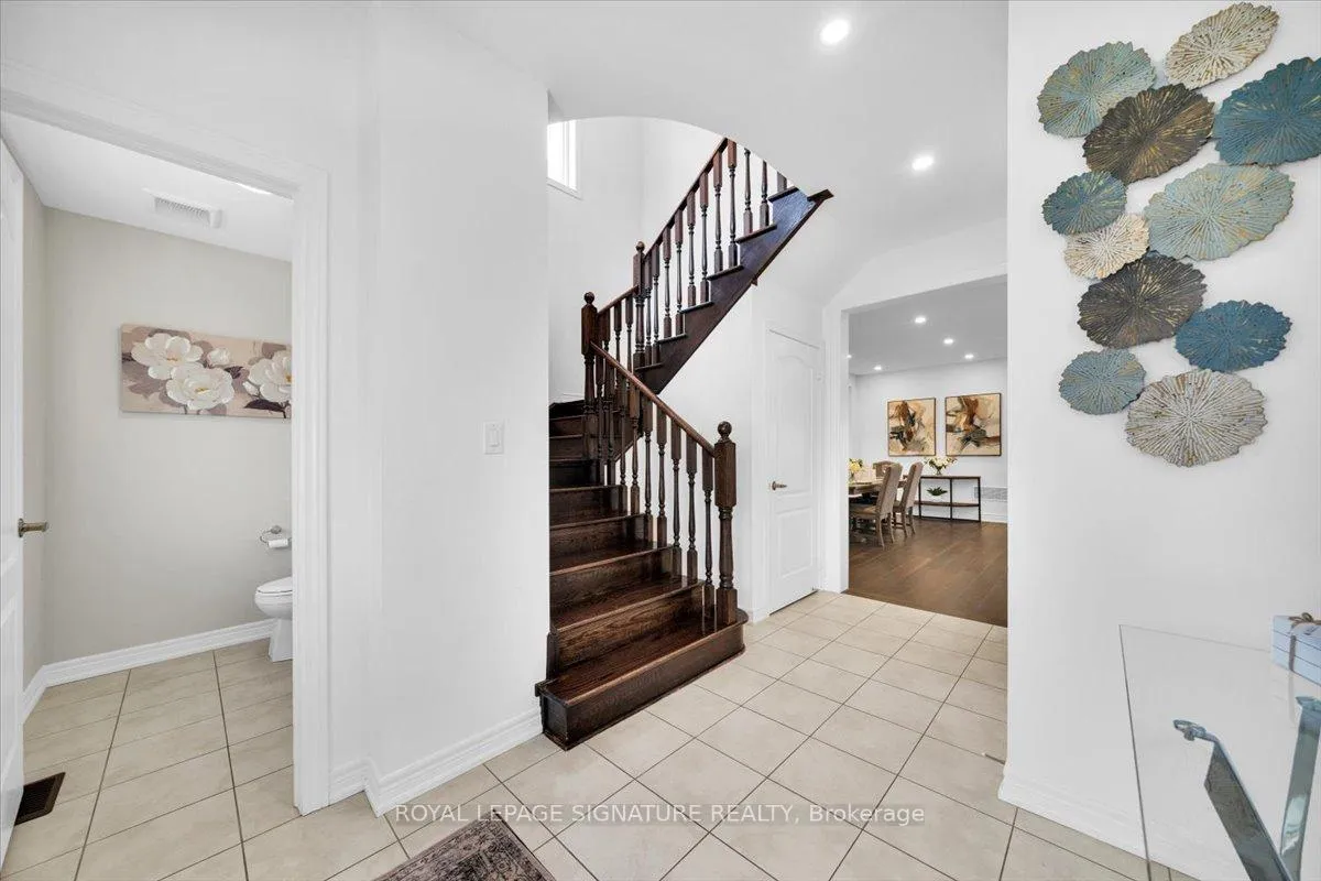 Photo 5 of 23 Mill Stone Terrace, Hamilton, Waterdown — HOMEH