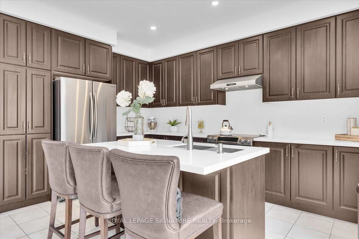 Photo 11 of 23 Mill Stone Terrace, Hamilton, Waterdown — HOMEH