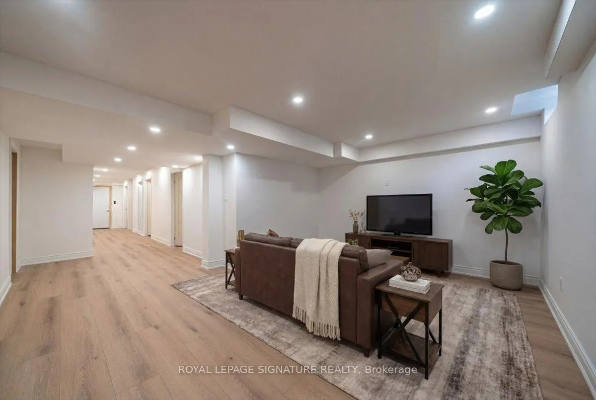 Photo 38 of 23 Mill Stone Terrace, Hamilton, Waterdown — HOMEH