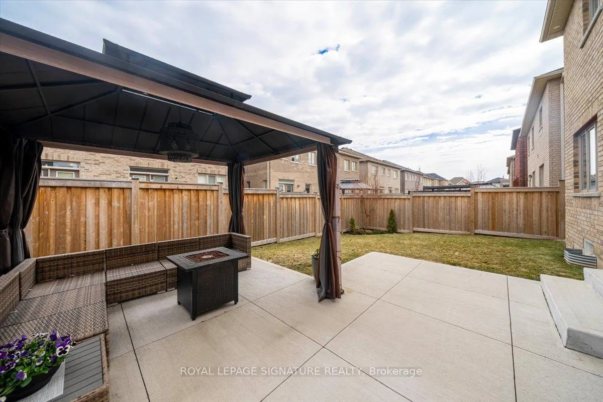 Photo 42 of 23 Mill Stone Terrace, Hamilton, Waterdown — HOMEH