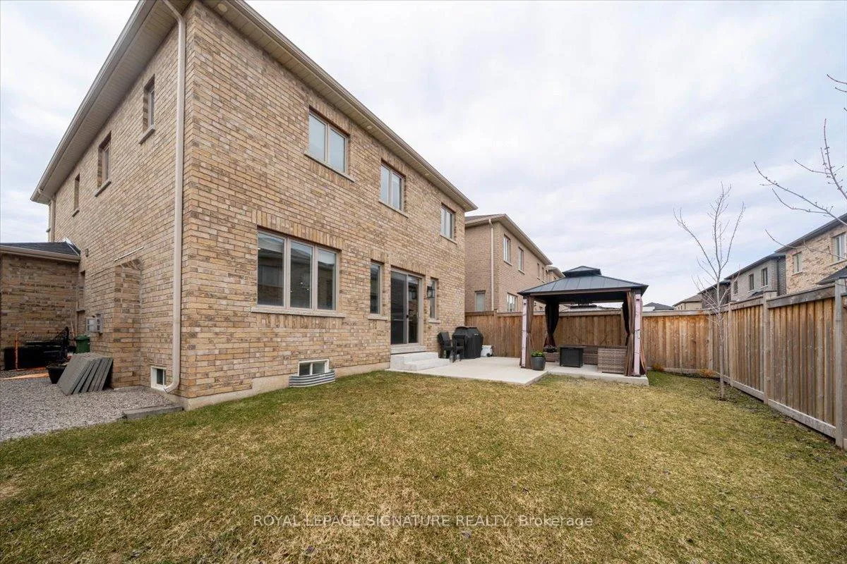 Photo 43 of 23 Mill Stone Terrace, Hamilton, Waterdown — HOMEH
