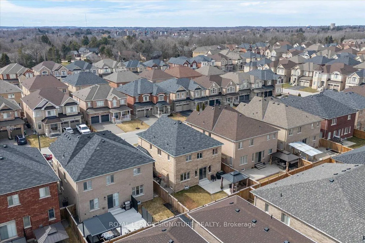 Photo 46 of 23 Mill Stone Terrace, Hamilton, Waterdown — HOMEH