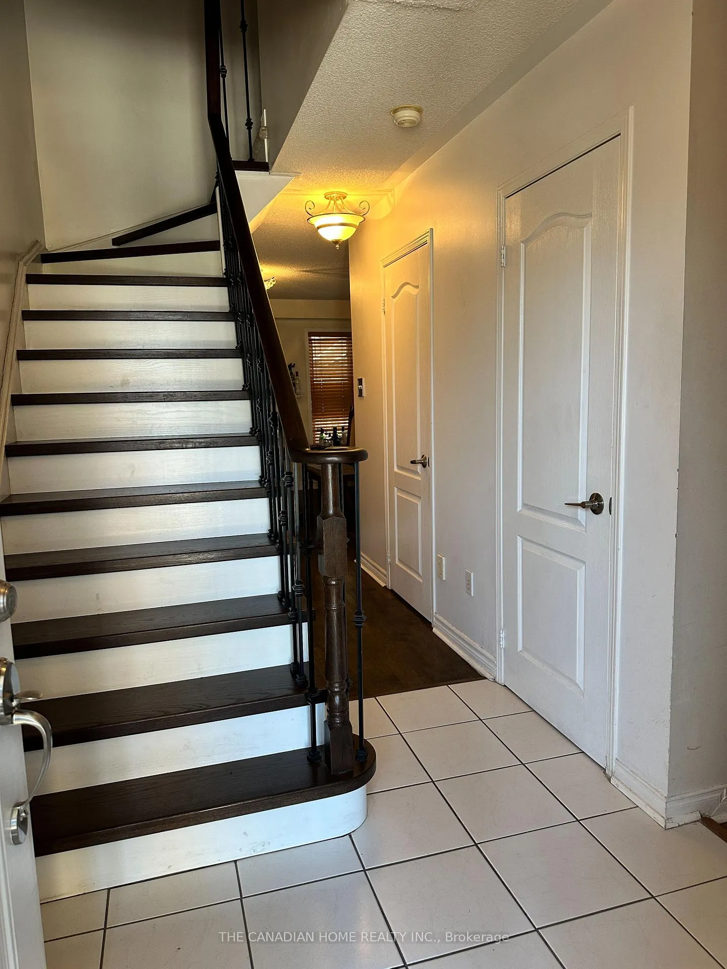 Photo 2 of 49 Larkspur Road, Brampton, Sandringham-Wellington — HOMEH