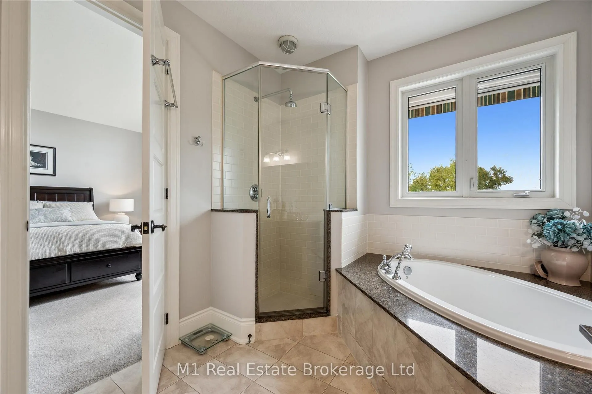 Photo 25 of 94 Aberfoyle Mill Crescent, Puslinch, Aberfoyle — HOMEH