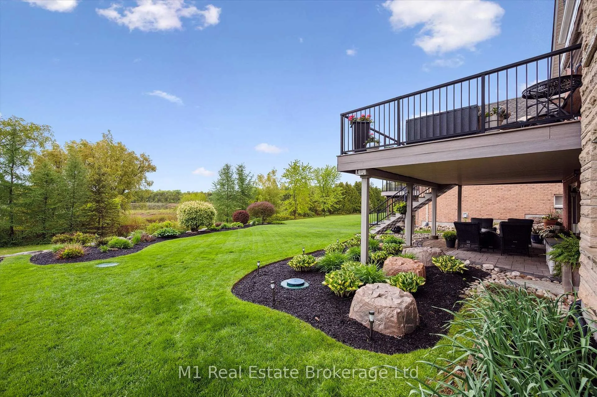 Photo 34 of 94 Aberfoyle Mill Crescent, Puslinch, Aberfoyle — HOMEH