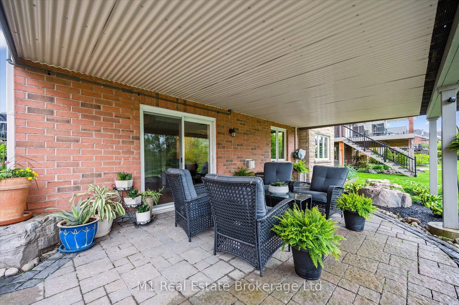 Photo 35 of 94 Aberfoyle Mill Crescent, Puslinch, Aberfoyle — HOMEH