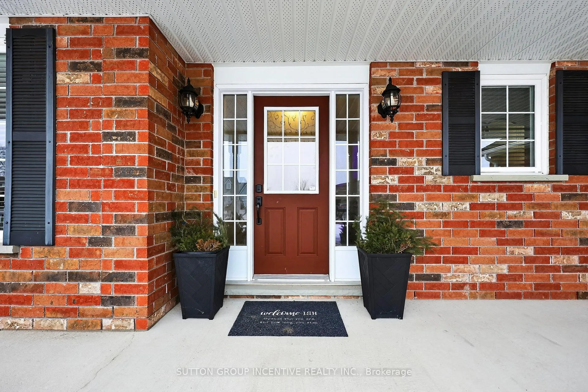 Photo 2 of 60 O'neill Circle, Springwater, Phelpston — HOMEH