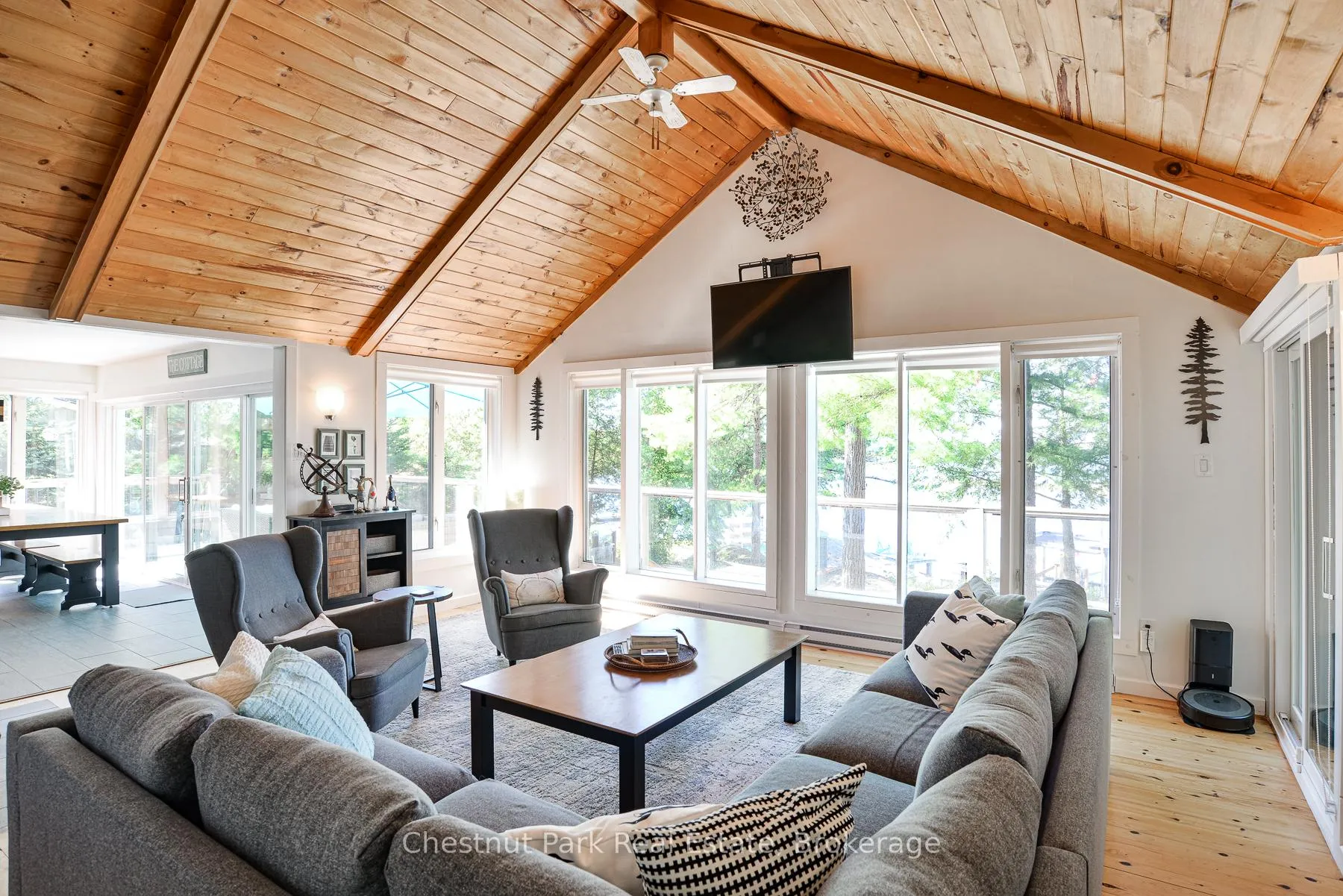Photo 10 of 8 Woods Bay Lane, The Archipelago, Archipelago South — HOMEH