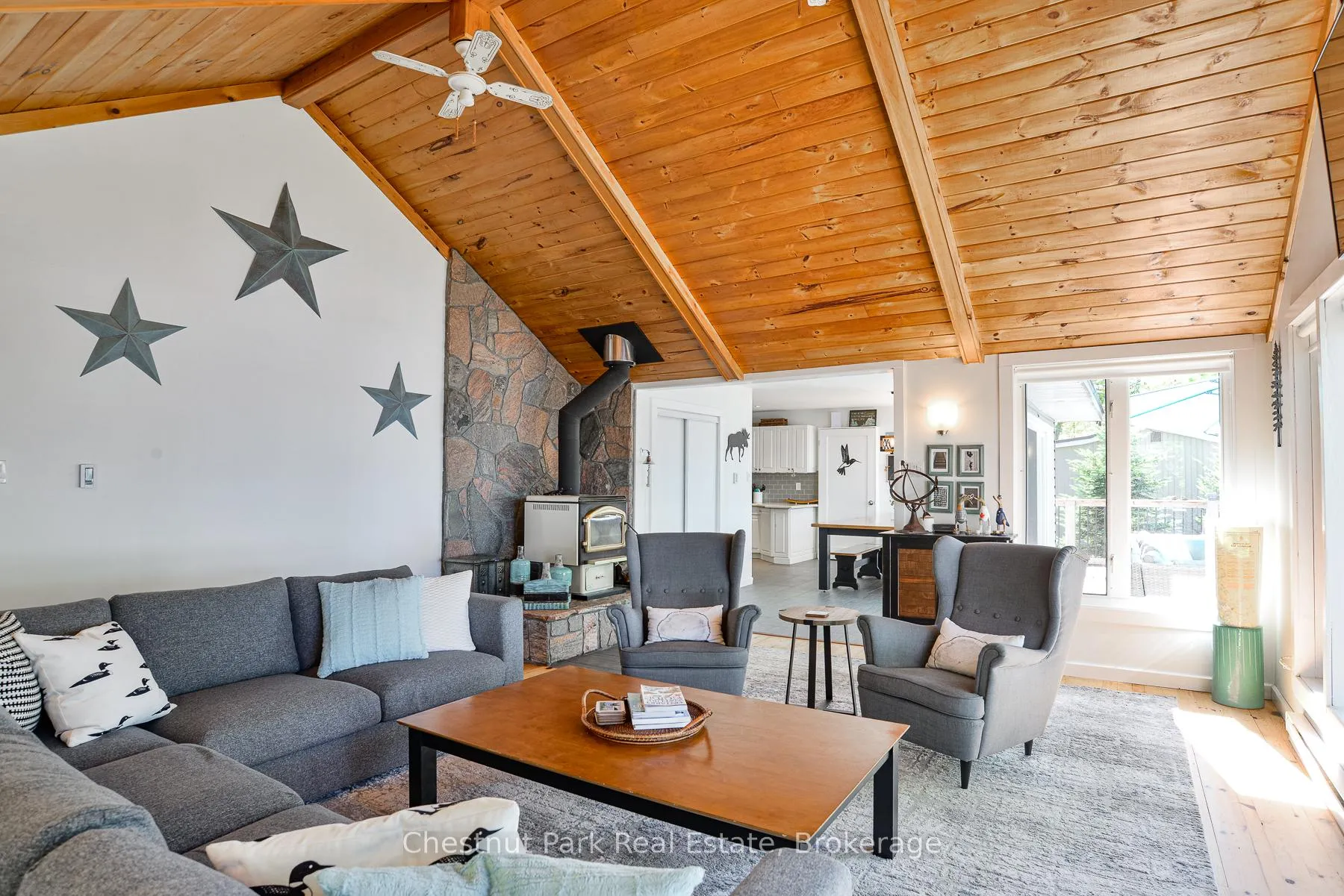 Photo 11 of 8 Woods Bay Lane, The Archipelago, Archipelago South — HOMEH