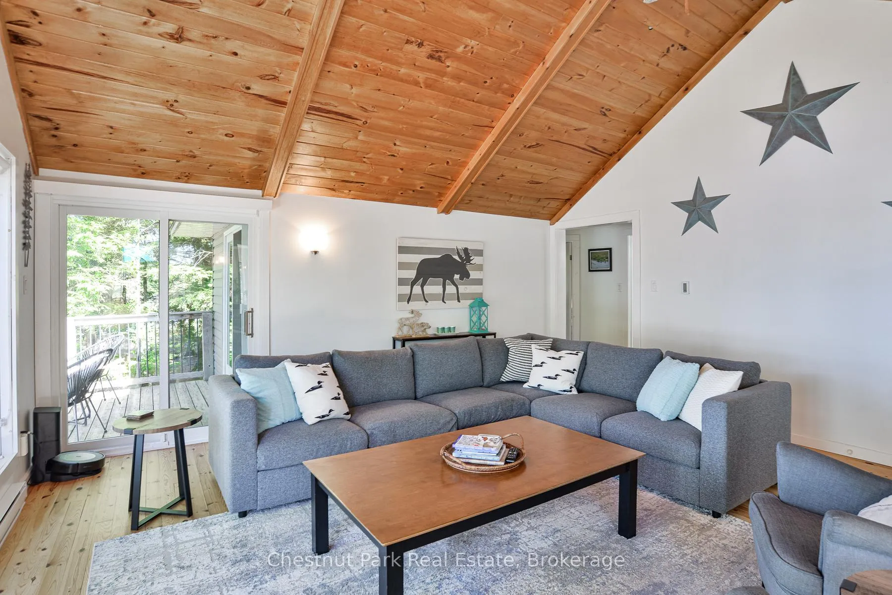 Photo 12 of 8 Woods Bay Lane, The Archipelago, Archipelago South — HOMEH