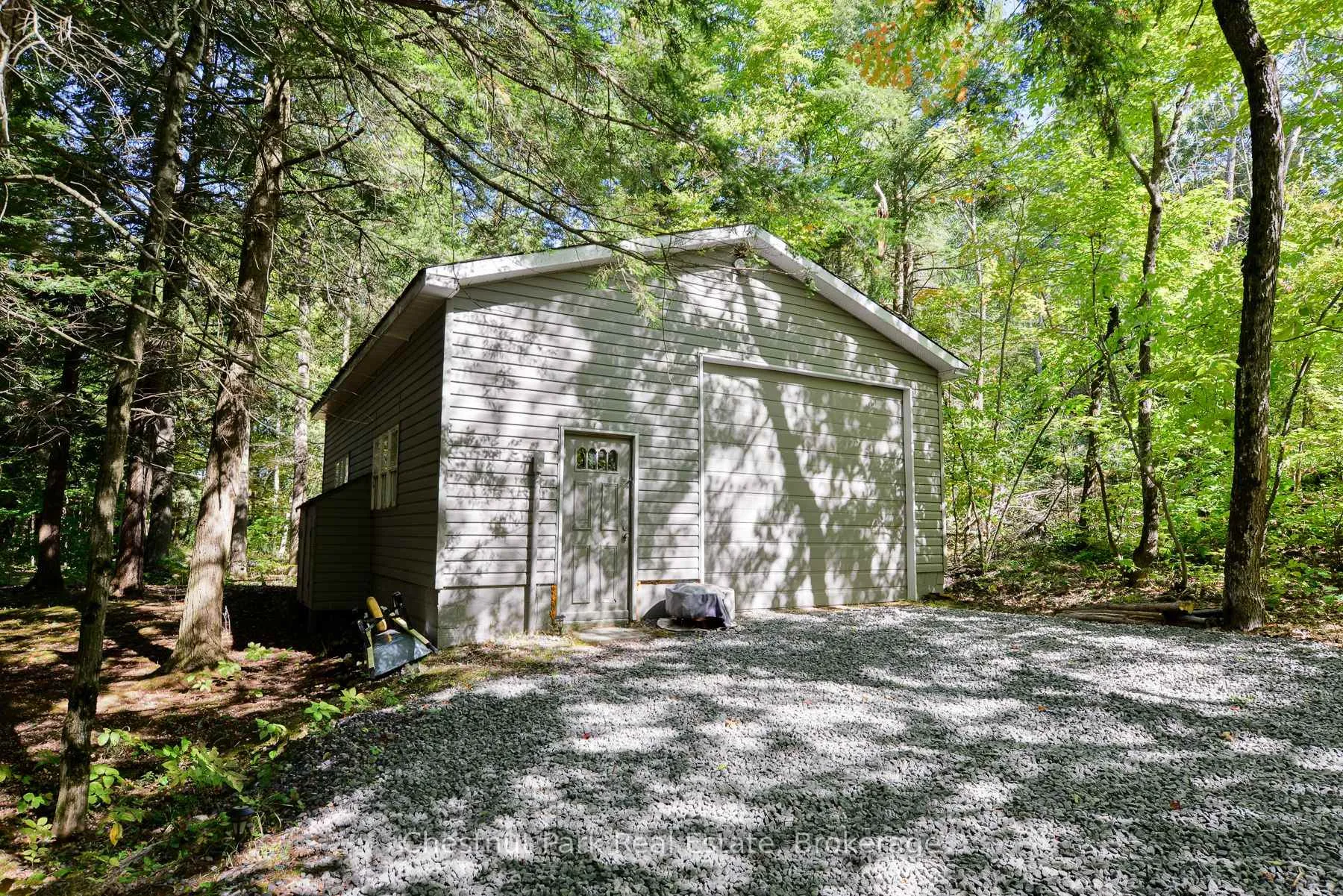 Photo 33 of 8 Woods Bay Lane, The Archipelago, Archipelago South — HOMEH
