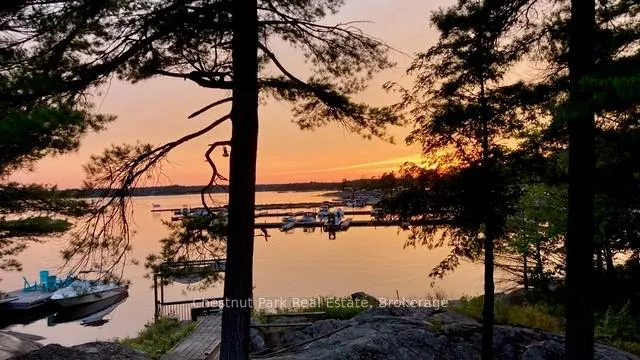 Photo 40 of 8 Woods Bay Lane, The Archipelago, Archipelago South — HOMEH