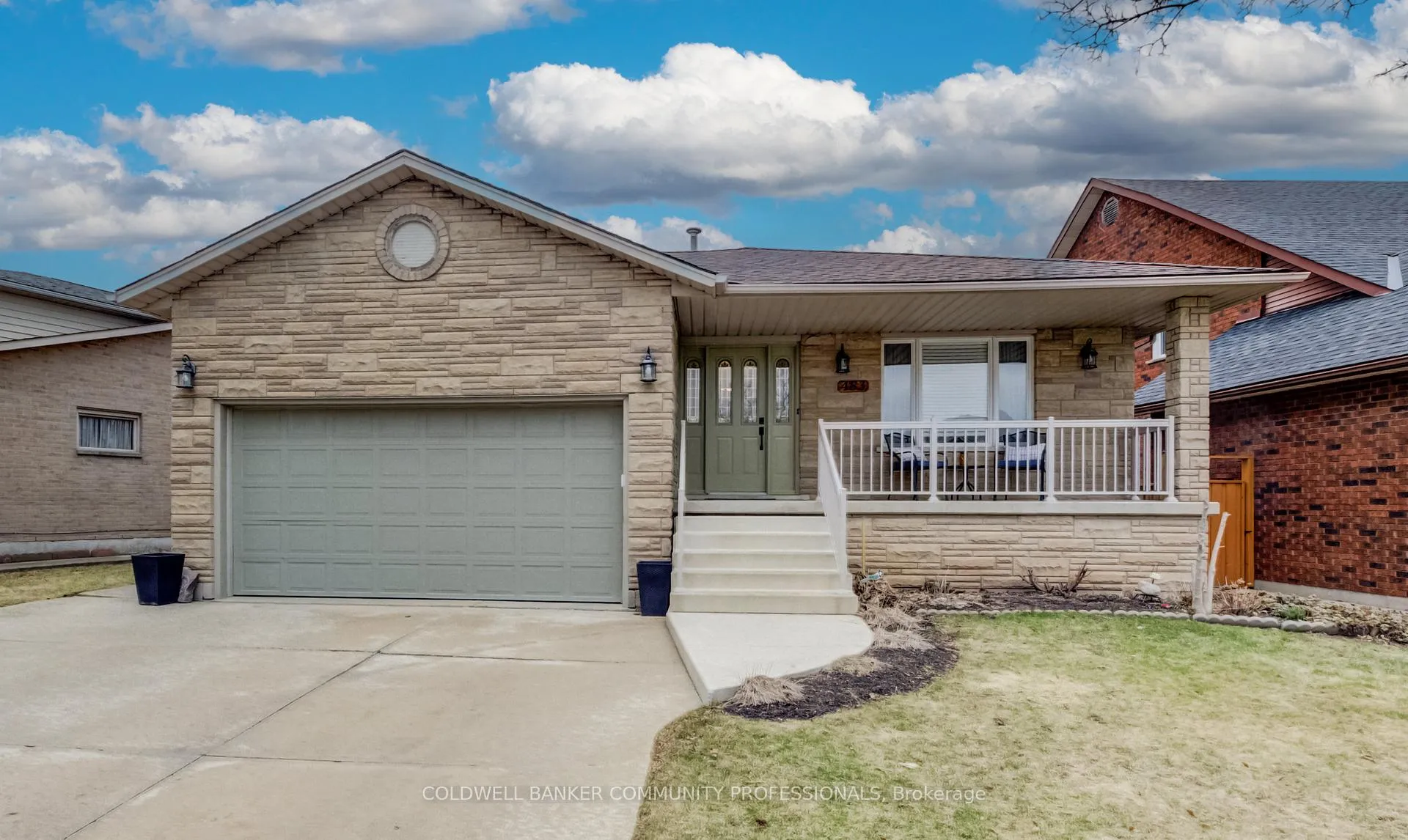 Photo 1 of 483 Dicenzo Drive, Hamilton, Ryckmans — HOMEH