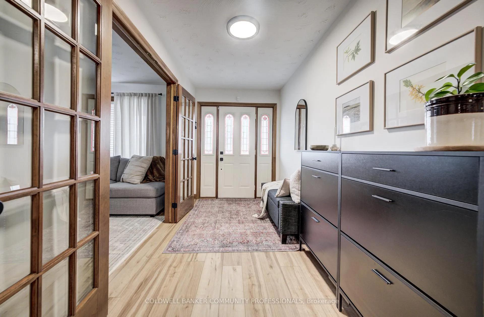 Photo 5 of 483 Dicenzo Drive, Hamilton, Ryckmans — HOMEH