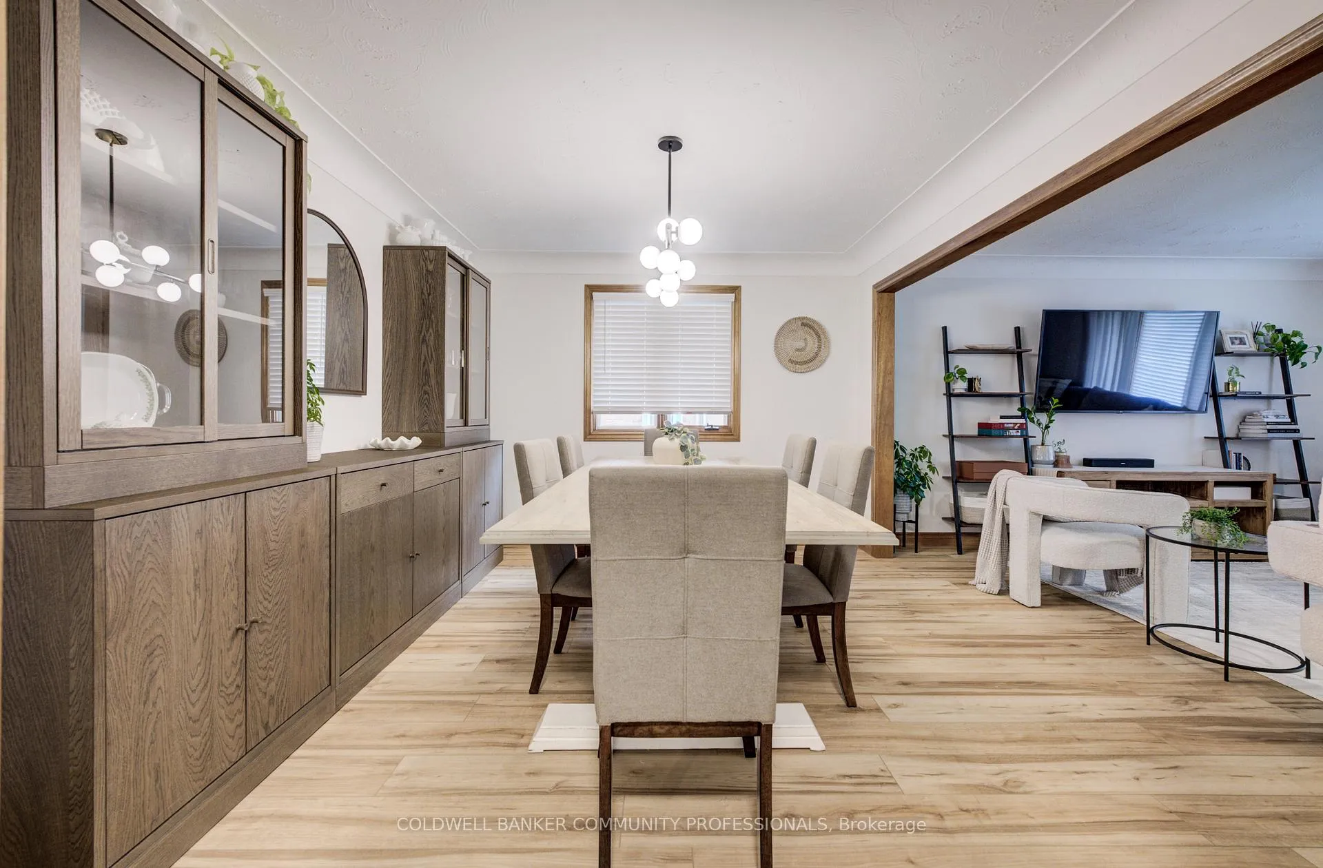 Photo 10 of 483 Dicenzo Drive, Hamilton, Ryckmans — HOMEH