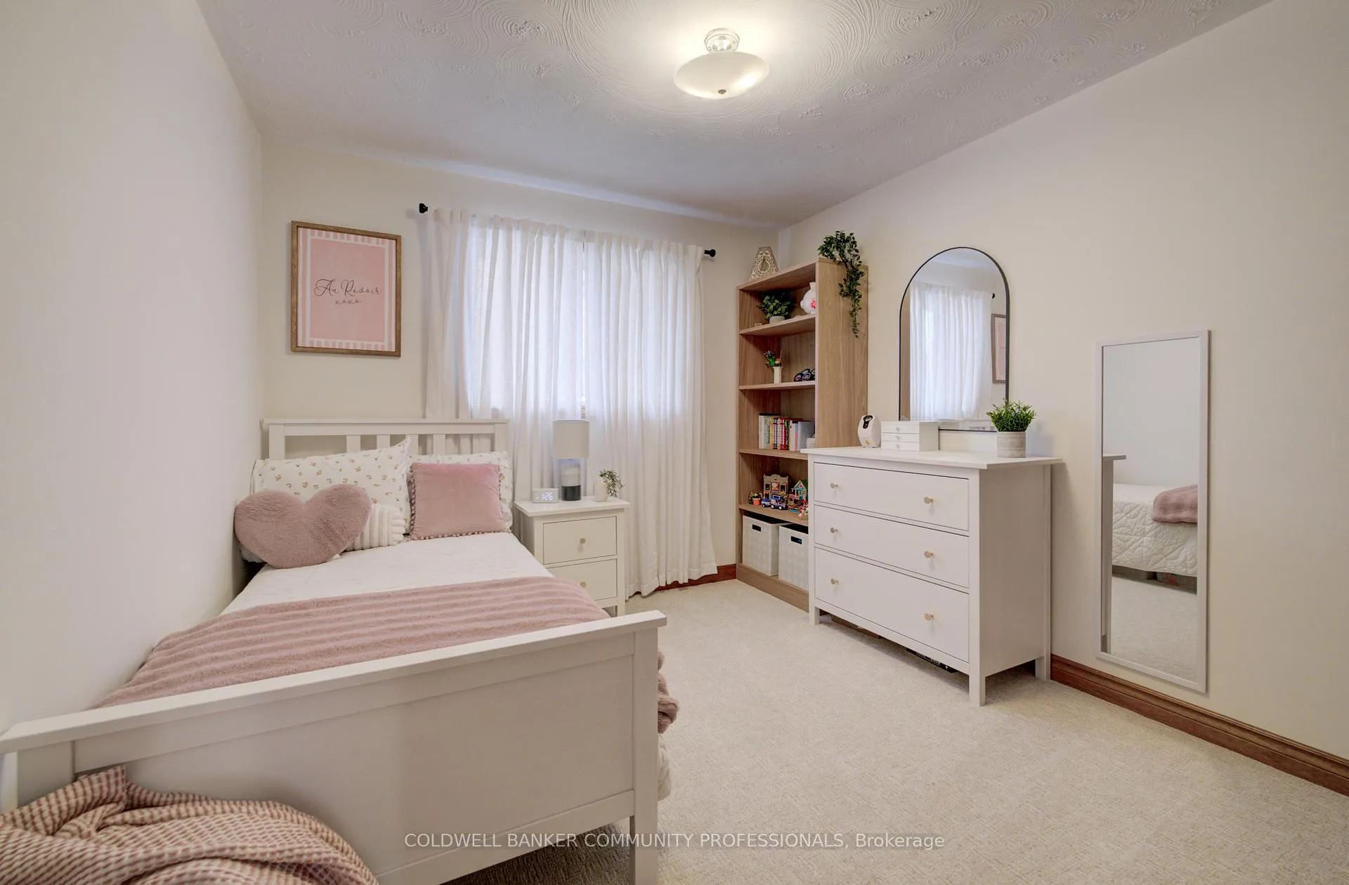 Photo 20 of 483 Dicenzo Drive, Hamilton, Ryckmans — HOMEH