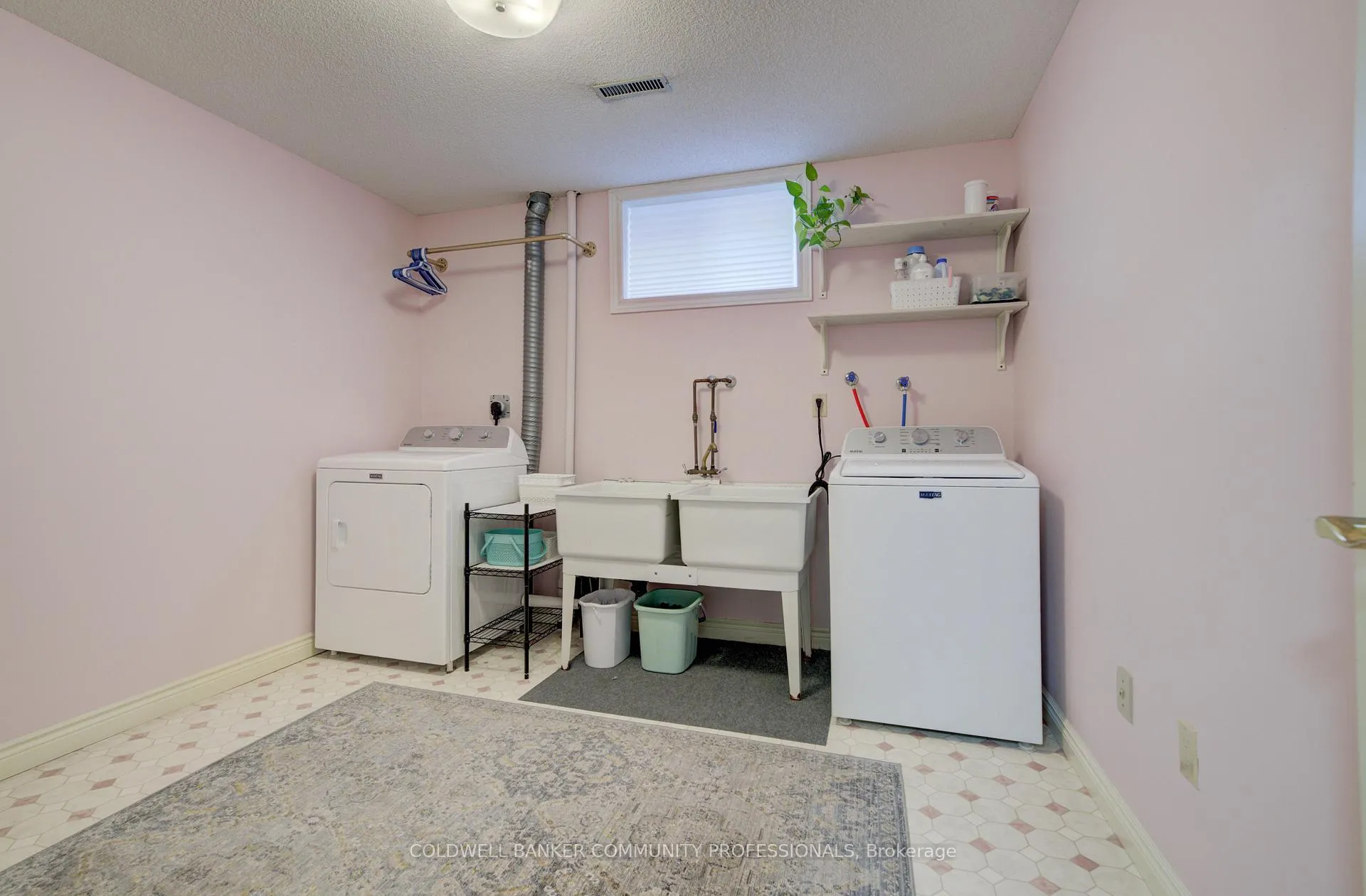Photo 35 of 483 Dicenzo Drive, Hamilton, Ryckmans — HOMEH