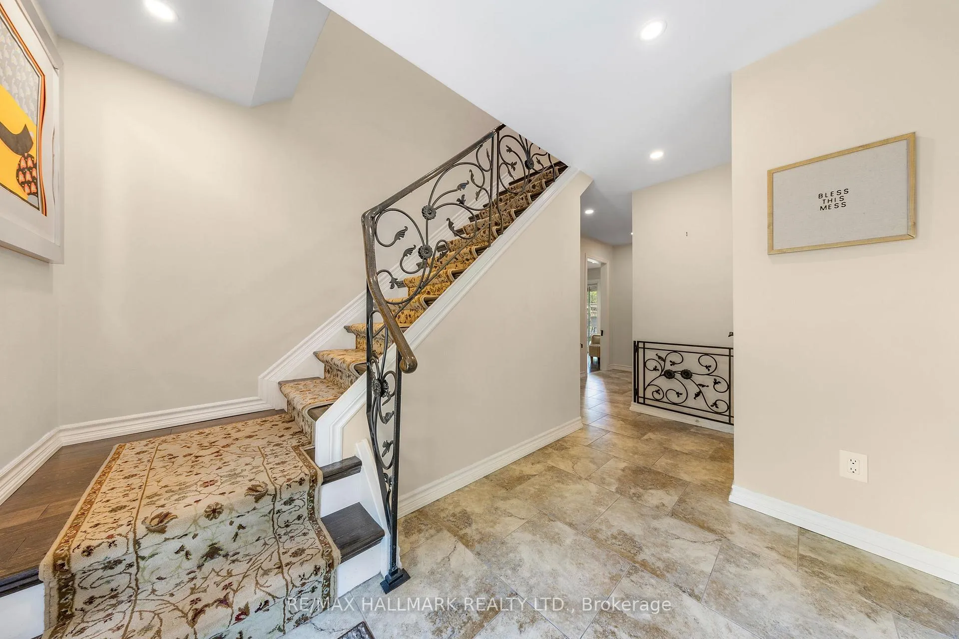 Photo 3 of Unit Main, 134 Romfield Circuit, Markham, Royal Orchard — HOMEH