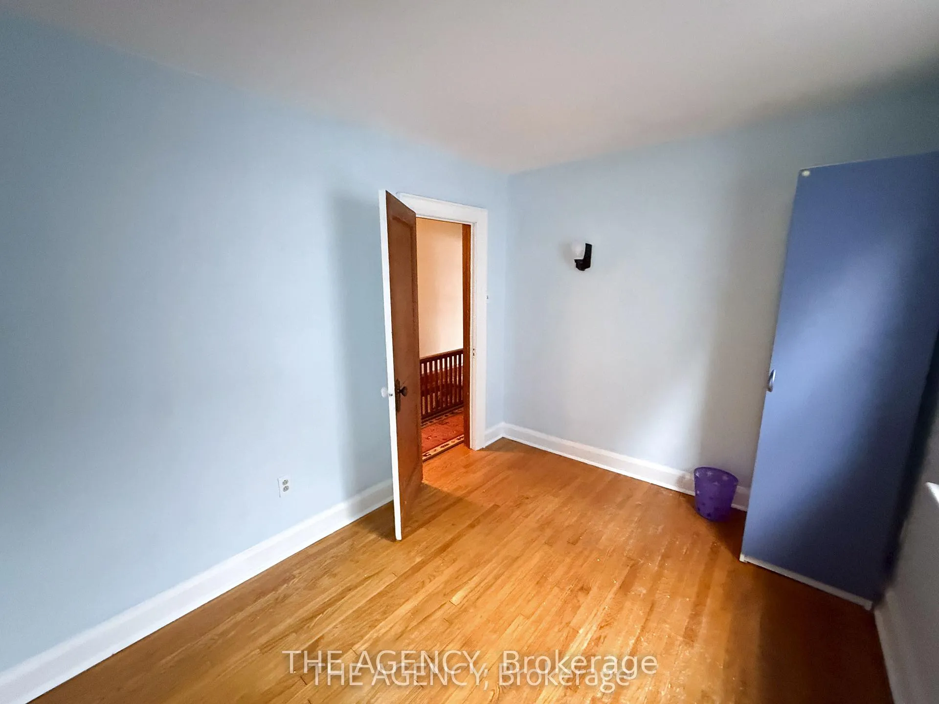 Photo 10 of 30 Falwyn Avenue, Toronto, Oakwood Village — HOMEH