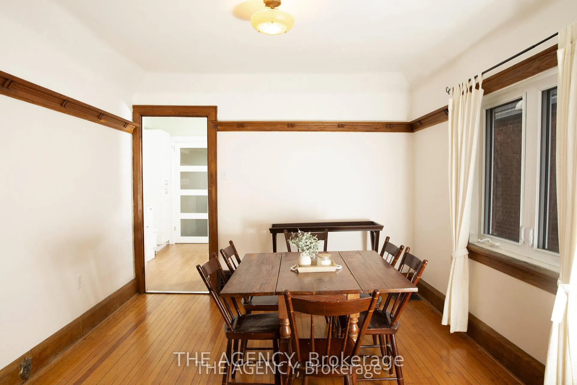 Photo 18 of 30 Falwyn Avenue, Toronto, Oakwood Village — HOMEH