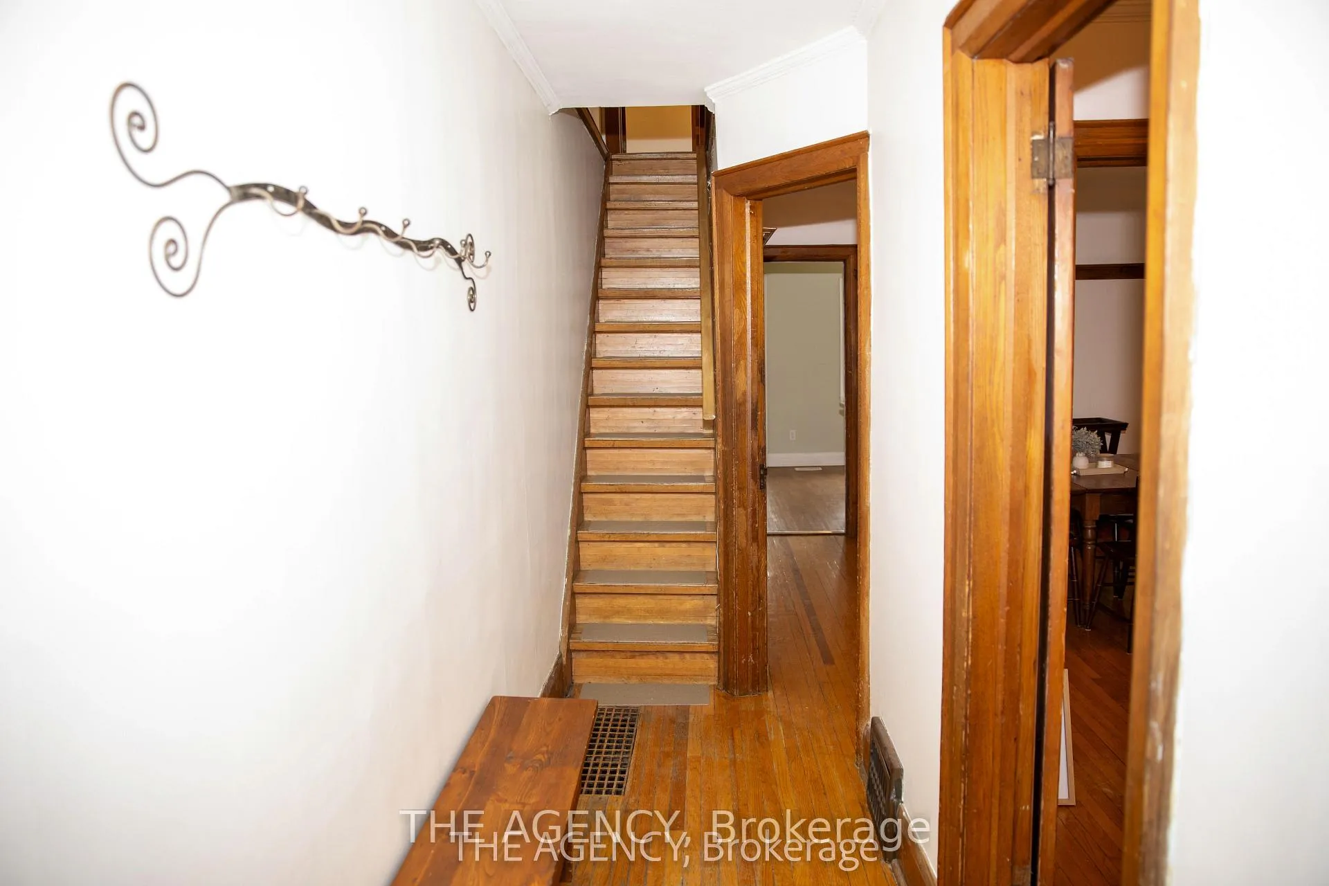 Photo 22 of 30 Falwyn Avenue, Toronto, Oakwood Village — HOMEH