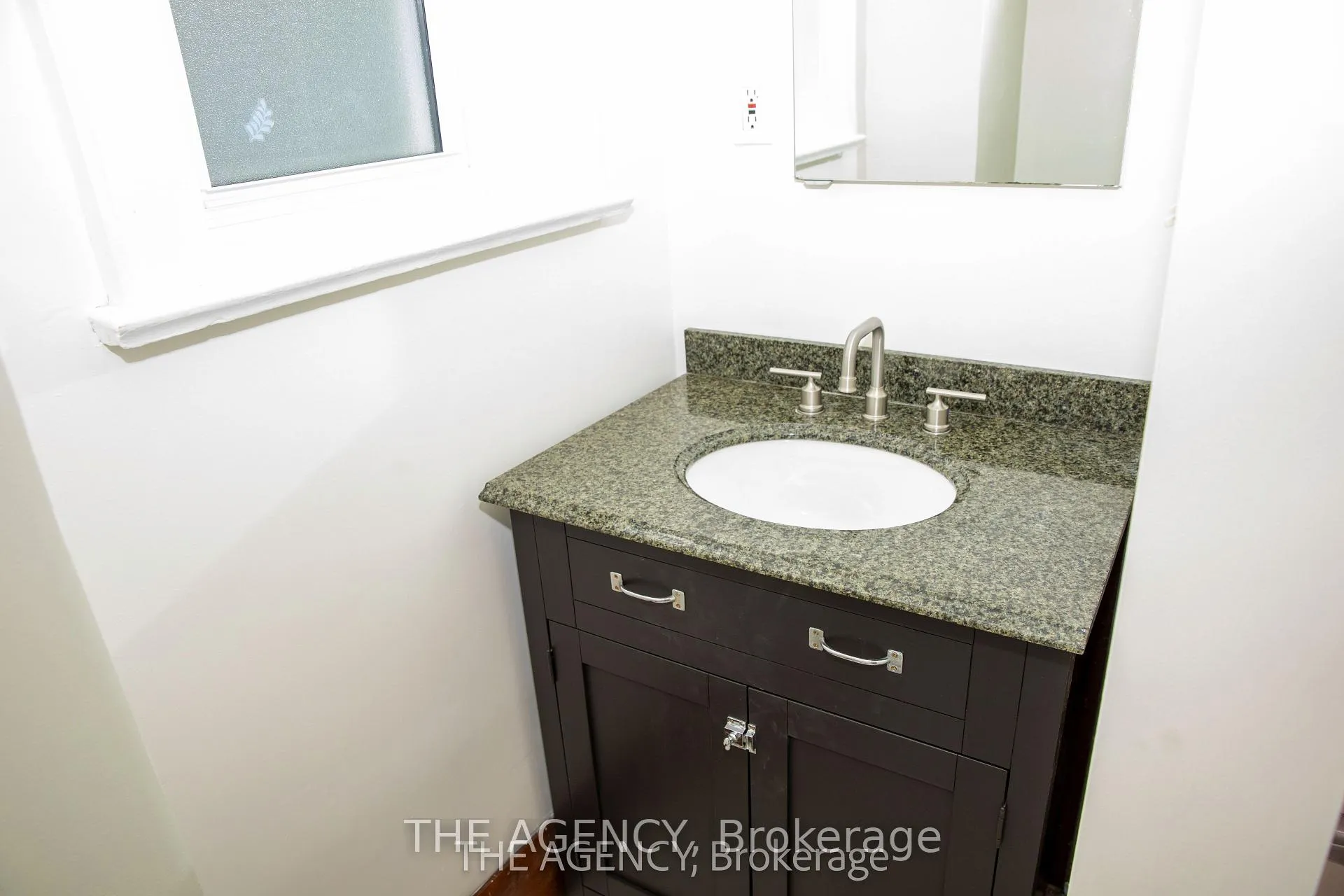 Photo 28 of 30 Falwyn Avenue, Toronto, Oakwood Village — HOMEH