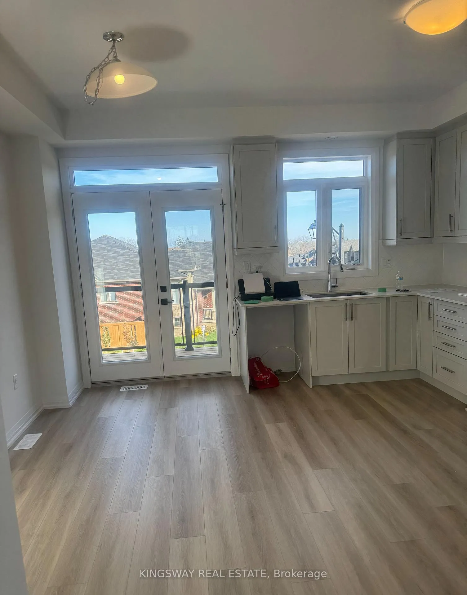 Photo 3 of 55 Tom Brown Drive, Brant, Paris — HOMEH