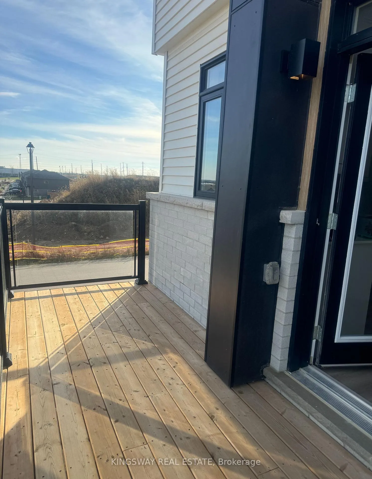 Photo 5 of 55 Tom Brown Drive, Brant, Paris — HOMEH