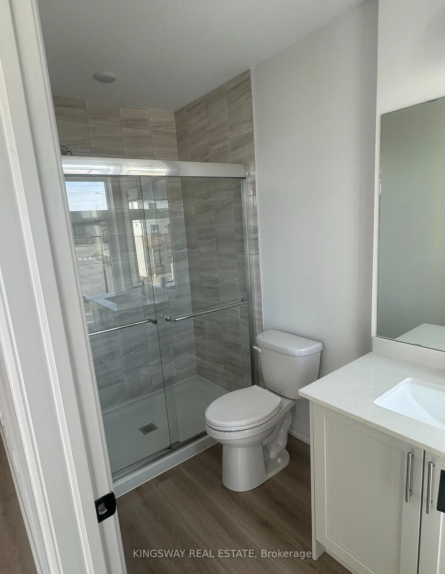 Photo 14 of 55 Tom Brown Drive, Brant, Paris — HOMEH