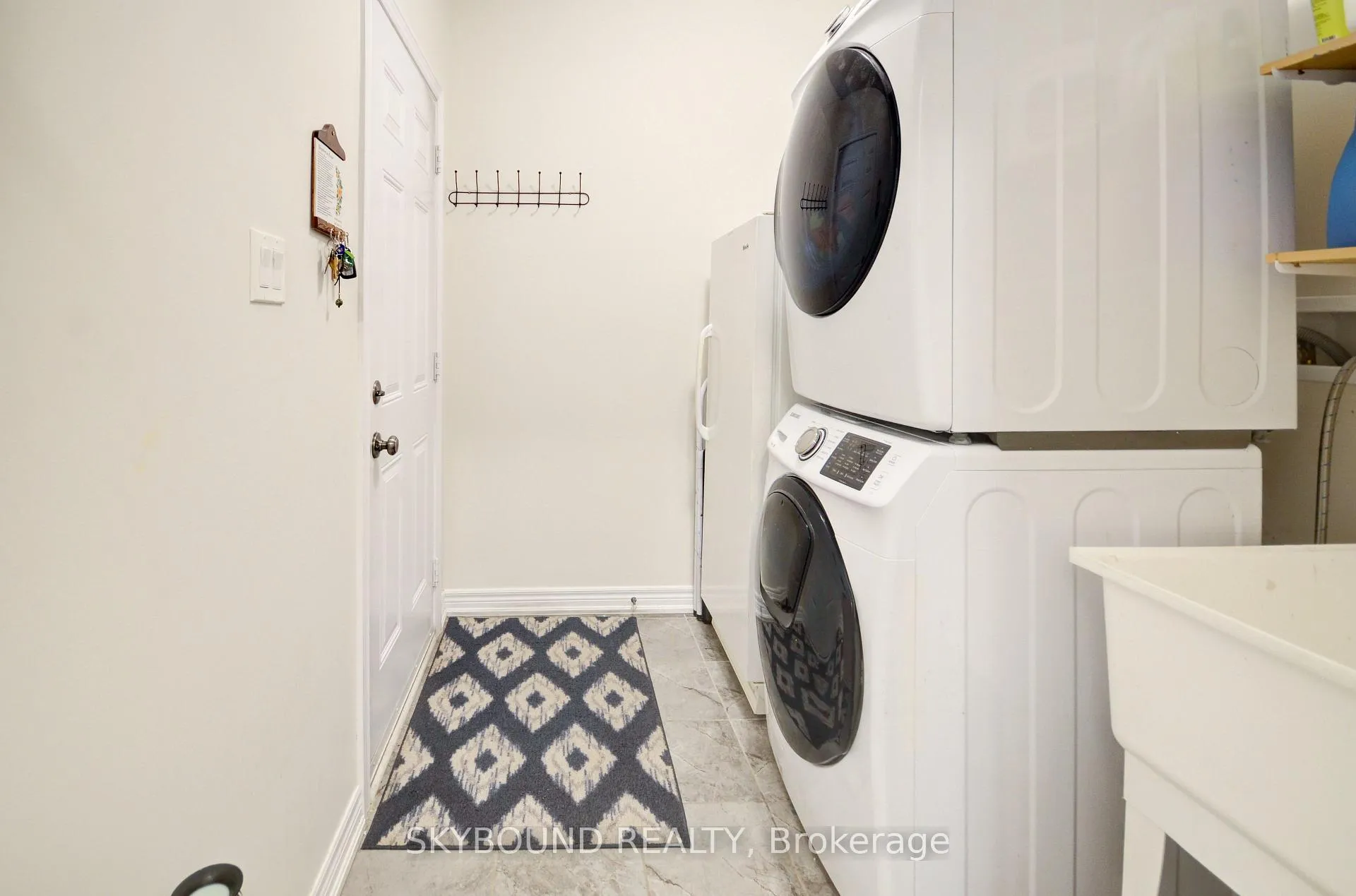 Photo 30 of Unit 30, 11 Alamode Road, Brampton, Sandringham-Wellington — HOMEH