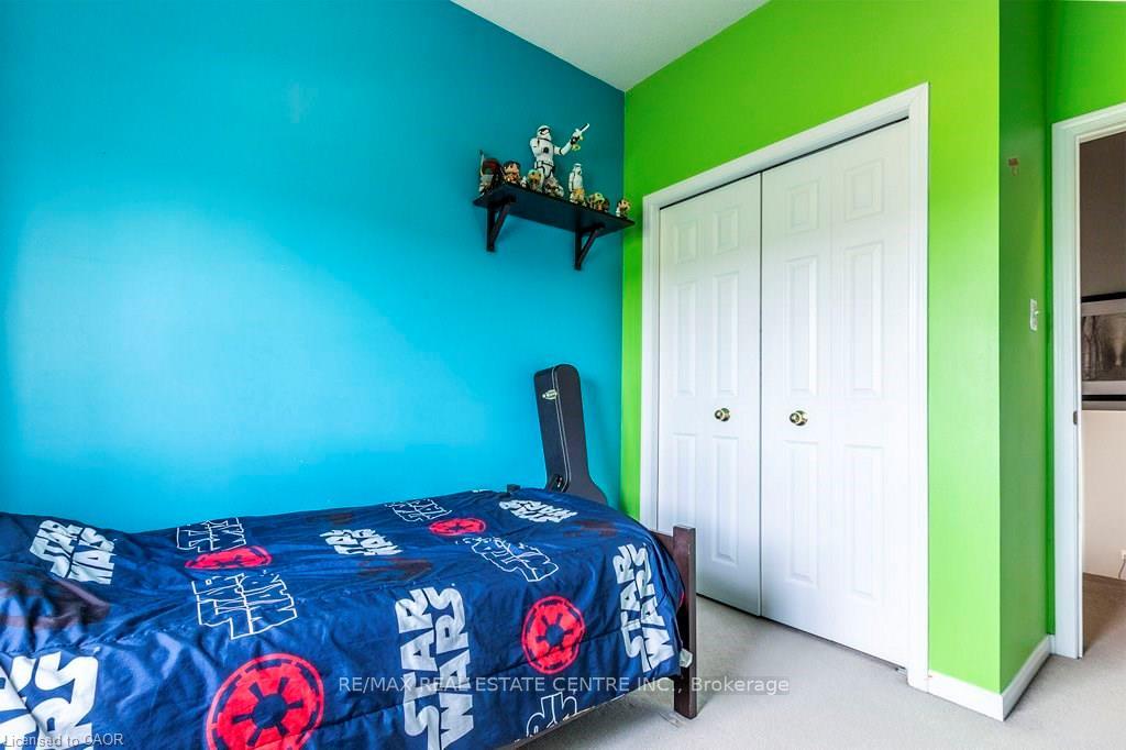 Photo 21 of 316 Parkvale Drive, Kitchener — HOMEH