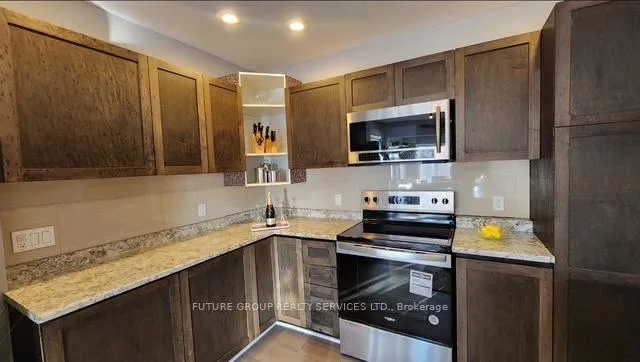 Photo 10 of 38 Frank Street, Oshawa, Lakeview — HOMEH