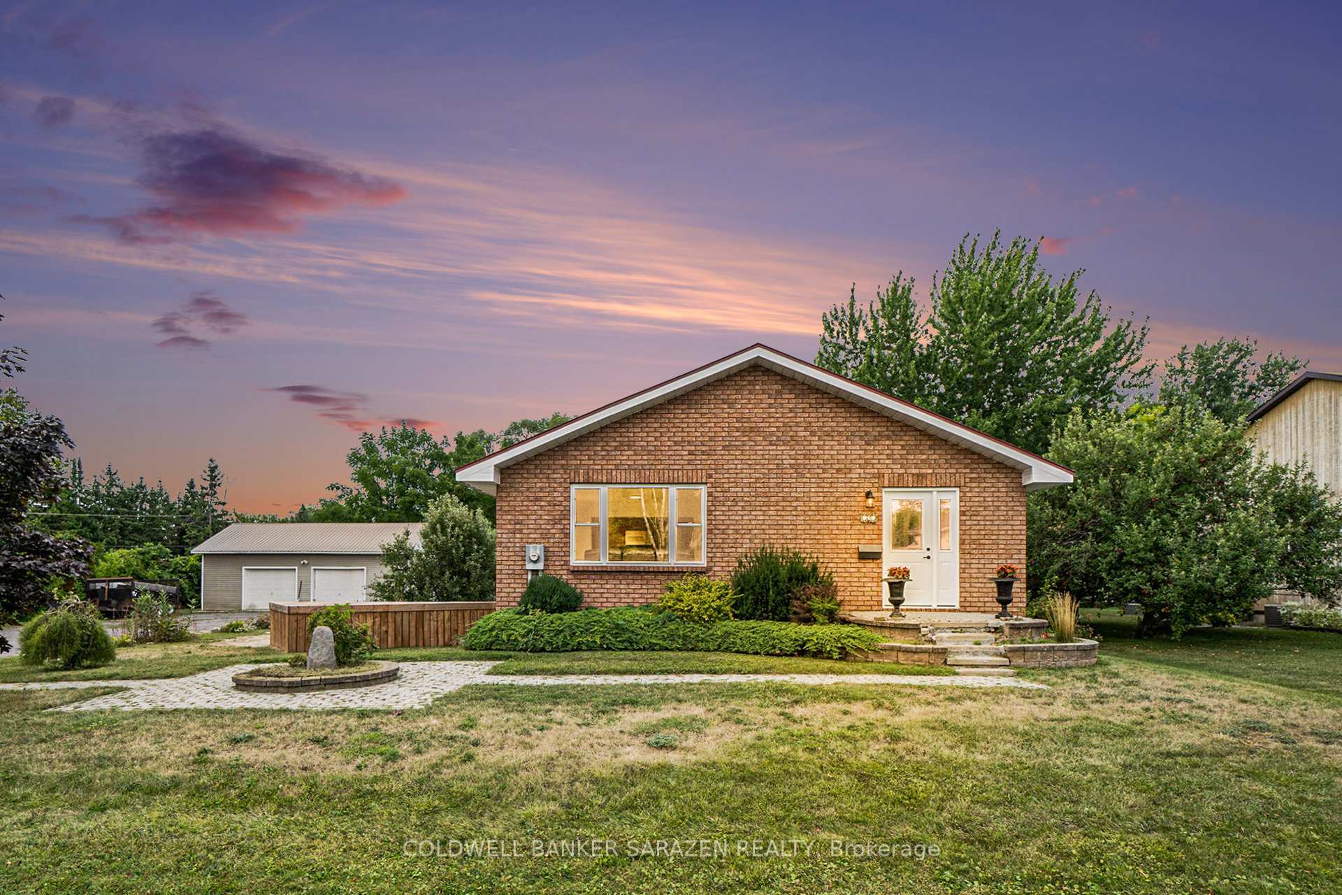 Photo 1 of 20 Moore Street, McNab/Braeside, Mcnab/Braeside Twps — HOMEH