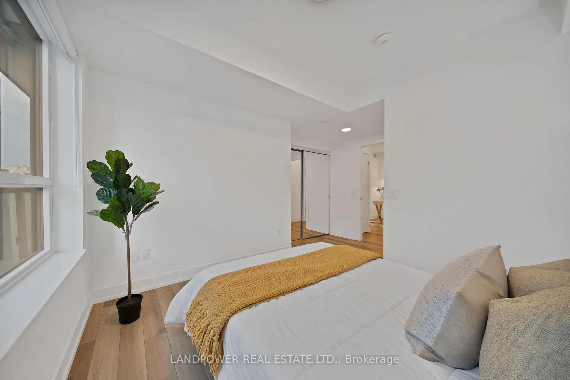 Photo 18 of Unit 1702, 9 Clegg Road, Markham, Unionville — HOMEH